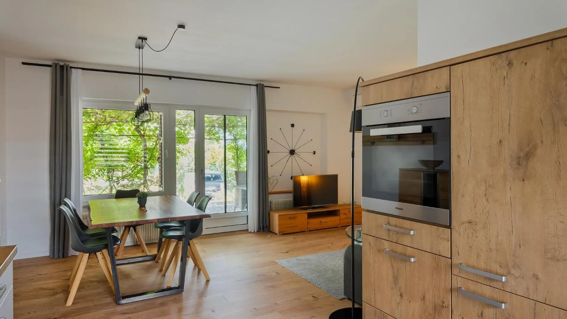 Beautiful Villa Casa Theresa With Grill In Porec Kadumi